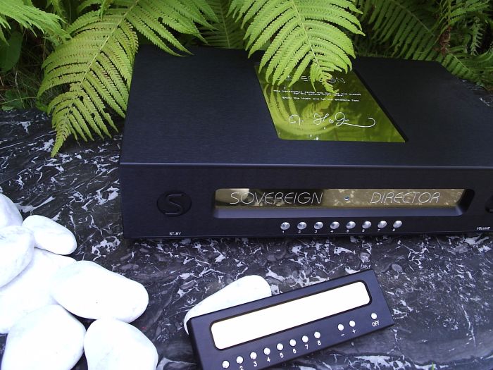 Sovereign Director High End Vorverstärker incl. optisch angepasster Metallfernbedienung von Werner Enges Atmosphere-Klipsch in 31008 Elze . Nur 9900,-- Euro .