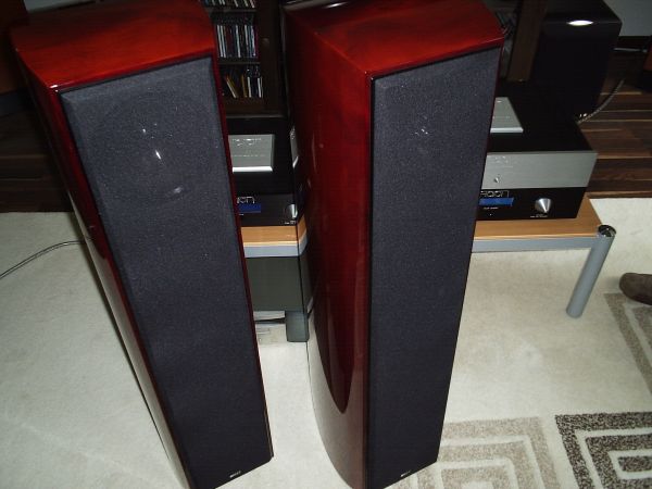 Im Kundenauftrag ein Paar fast neue ( 5 Monate ) KEF XQ40 . Anrufen unter 05068-3031 Telefon . 