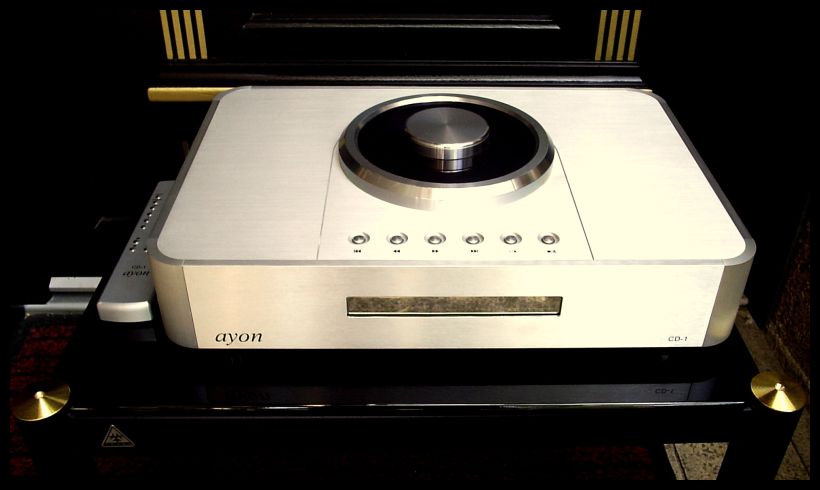 Wunderschöner HighEnd CD-Player von Ayon , der CD 1 , inclusive allem Werkszubehör wie Metall-FB , Abdeckung CD , Puck CD , Netzkabel . Was new as € 2500,- , normale Gebrauchsspuren , aus Ende 2007 , Originalverpackung und BDA vorhanden , jetzt aus Kundenauftrag günstigst abzugeben . Just call 05068/3031/phone and get it soon at Your home !